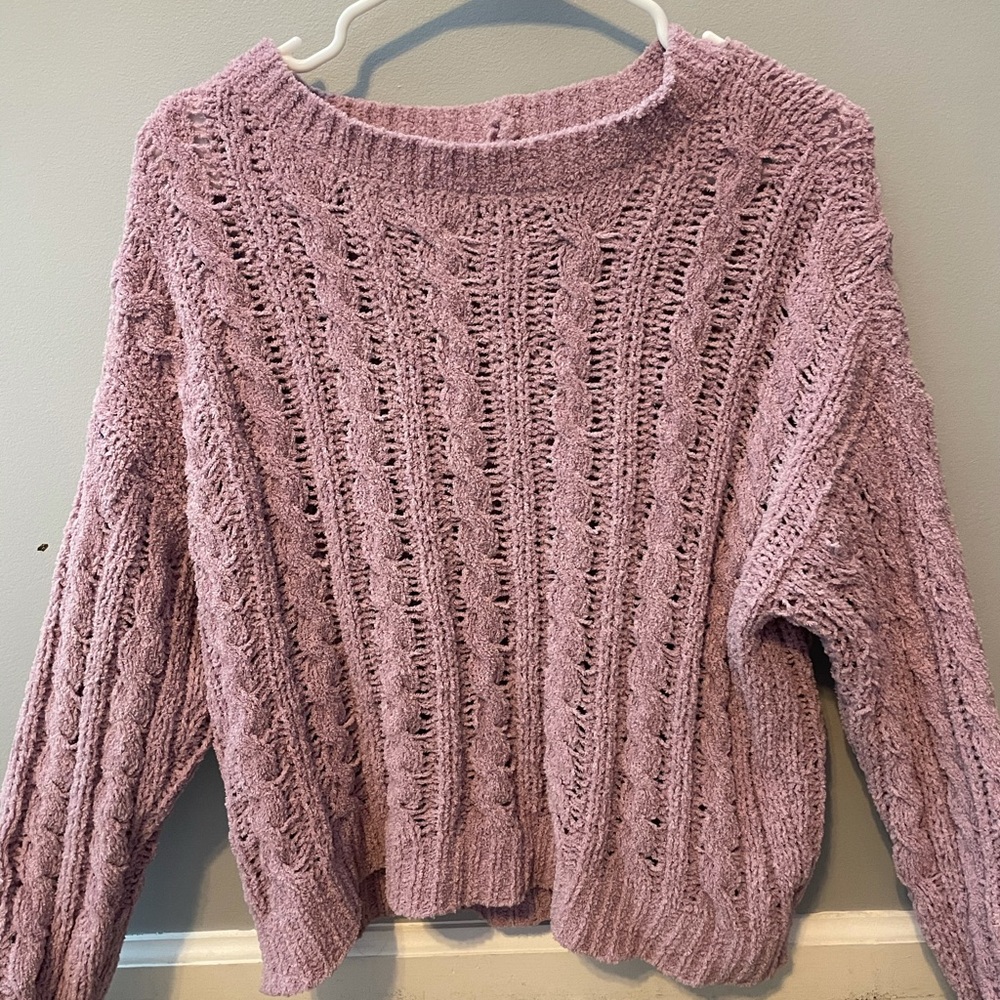 American Eagle sweater (Medium)